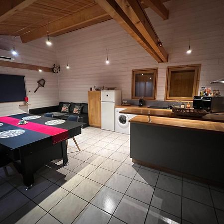 Chalet Des Anges Youx Exterior photo